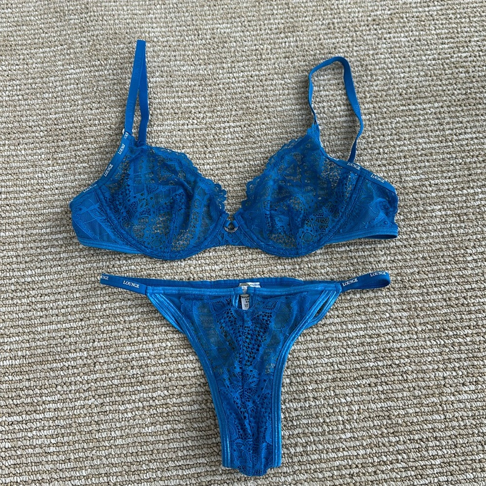 Lace lingerie set